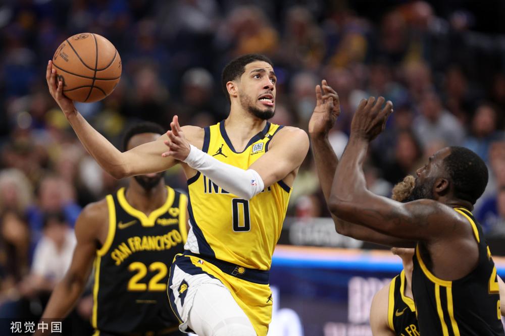 层显然看中 层显然看中