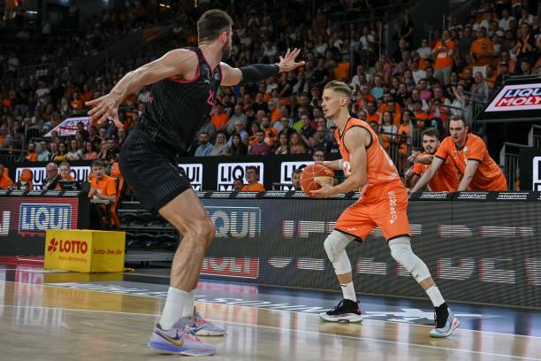 不仅竞争愈 不仅竞争愈